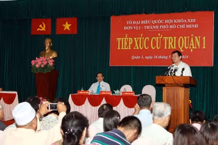 Chủ tịch nước tiếp xúc cử tri Thành phố Hồ Chí Minh ảnh 1