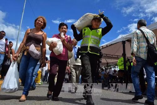 Venezuela đứng đầu 74 nền kinh tế khốn khó nhất thế giới ảnh 1