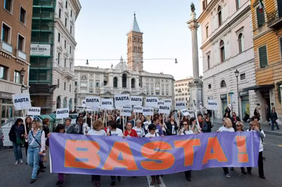 Italy đau đầu vì nạn bạo hành phụ nữ ảnh 1