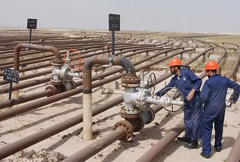 Kuwait tăng giá xăng hơn 80% ảnh 1