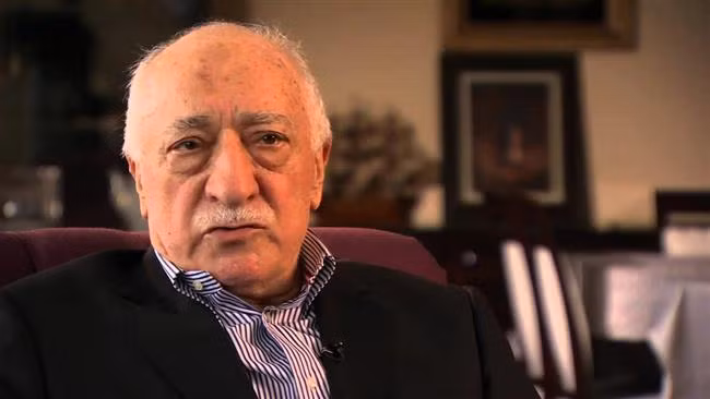 Tòa án Thổ Nhĩ Kỳ phát lệnh truy nã Giáo sĩ Gulen ảnh 1