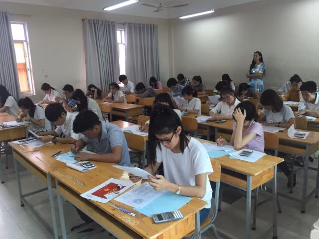 Đại học Luật TP.HCM: Thí sinh dự thi đạt gần 90% ảnh 1