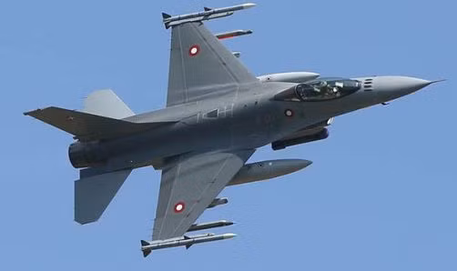 Máy bay Đan Mạch lần đầu dội bom IS ở Syria ảnh 1
