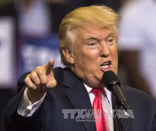 Ông Trump chê Tổng thống Obama bất tài ảnh 1
