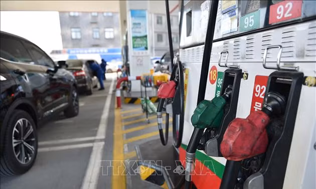 Lo ngại về nguồn cung đẩy giá dầu thế giới đi lên