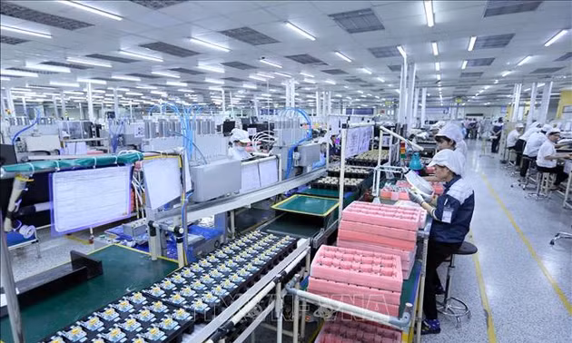 Ngày Doanh nhân Việt Nam 13/10: Khơi thông nguồn lực thúc đẩy kinh tế tư nhân
