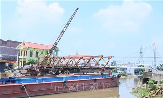 Phản hồi thông tin của TTXVN: Tháo dỡ cầu sắt bắc qua kênh Quần Liêu