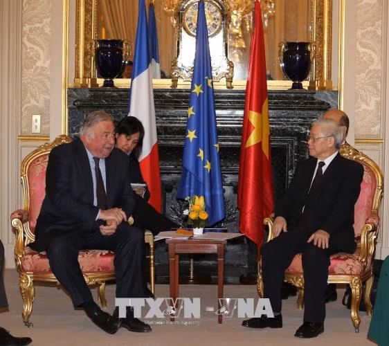 Tổng Bí thư Nguyễn Phú Trọng hội kiến Chủ tịch Thượng viện Pháp Gérard Larcher ảnh 2