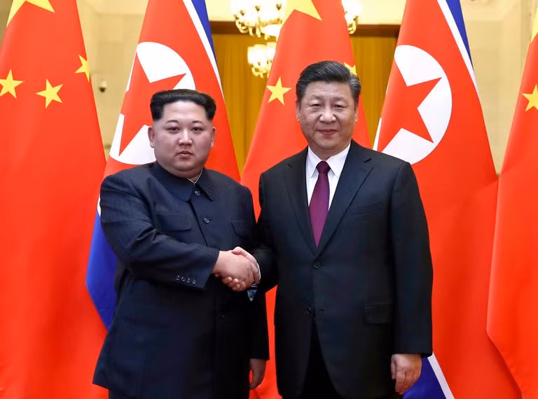 Động lực khiến nhà lãnh đạo Triều Tiên Kim Jong-un bất ngờ thăm Trung Quốc ảnh 1