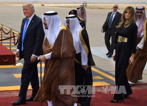 Tổng thống Donald Trump đánh giá cao hiệu quả của thỏa thuận vũ khí Mỹ - Saudi Arabia ảnh 1