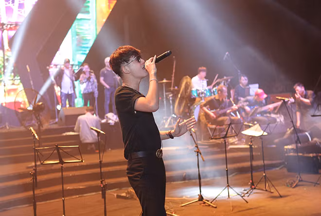 Hé lộ những hình ảnh tổng duyệt của Lễ trao giải thưởng Âm nhạc Cống hiến ảnh 5
