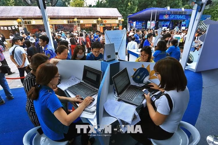 Du lịch trực tuyến - Bài 1: Xu hướng phát triển tất yếu ảnh 2