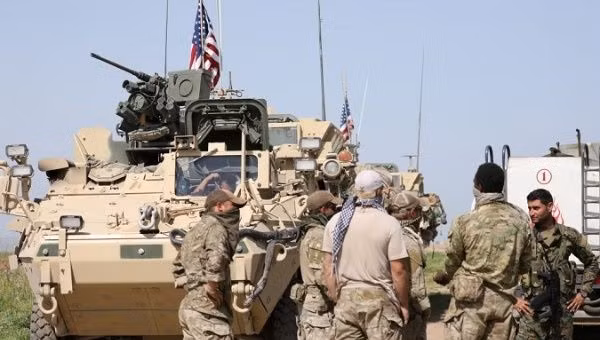 Lực lượng Mỹ suýt dội bom quân Nga ở đông Deir Ezzor ảnh 1