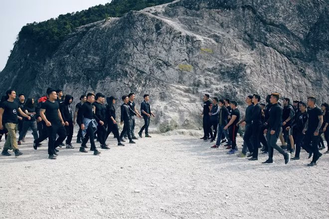 Đạo diễn Lương Đình Dũng mang diễn viên đi hàng trăm km để casting cho phim '578' ảnh 5