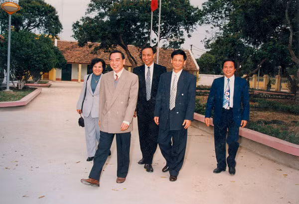 Quê nhãn mãi in dấu hình ảnh nguyên Thủ tướng Phan Văn Khải ảnh 1