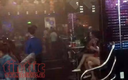 Kiểm tra quán bar lúc rạng sáng, hơn nửa số nam thanh nữ tú dương tính với ma tuý ảnh 1