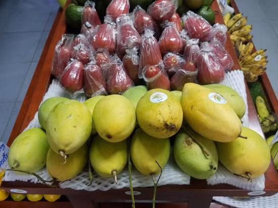 Tranh gạo, vú sữa Lò Rèn, dưa hấu Hắc Mỹ Nhân góp mặt tại tuần lễ nông sản Cần Thơ ảnh 1