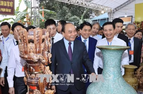 Thủ tướng: Chính phủ sẽ tạo cơ chế để Làng gốm Bát Tràng phát triển đồng bộ hơn ảnh 2