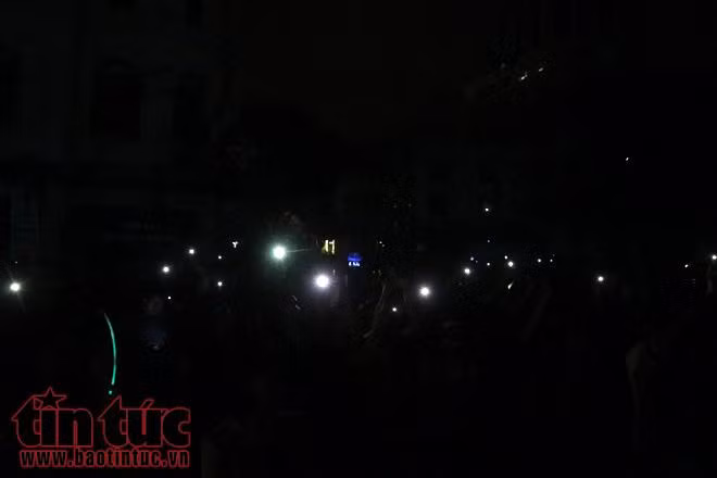 Tắt đèn hưởng ứng Giờ Trái đất năm 2018 ảnh 8