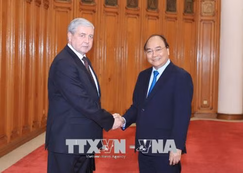 Thủ tướng Nguyễn Xuân Phúc tiếp Phó Thủ tướng Belarus ảnh 1