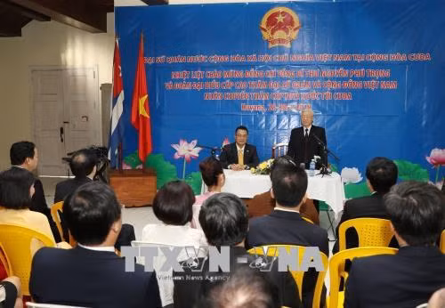 Tổng Bí thư đặt vòng hoa tại Tượng đài Chủ tịch Hồ Chí Minh ở Cuba ảnh 3