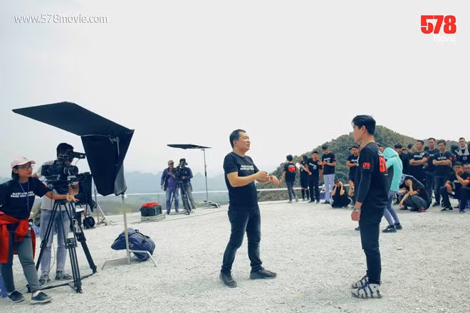 Đạo diễn Lương Đình Dũng mang diễn viên đi hàng trăm km để casting cho phim '578' ảnh 4