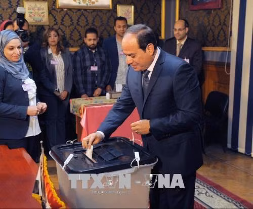 Bầu cử Tổng thống Ai Cập: Đương kim Tổng thống al-Sisi chiến thắng áp đảo ảnh 1