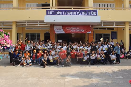 Coca-Cola đứng đầu bảng xếp hạng 'Nhà tuyển dụng yêu thích 2017' ảnh 1