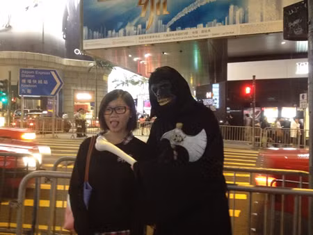 Đêm Halloween “rùng rợn” ở Hong Kong ảnh 1
