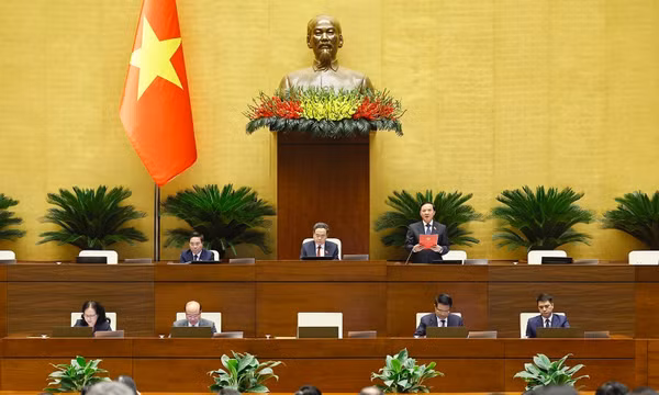 Ngày 28/10, Quốc hội thảo luận dự án Luật Chứng khoán (sửa đổi)