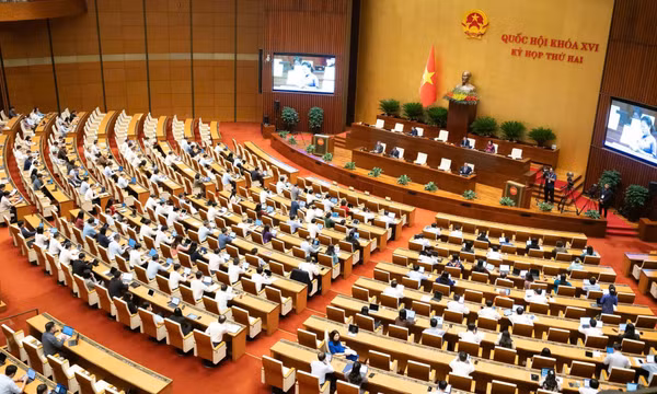 Hoàn thiện thể chế, phát triển thị trường bất động sản minh bạch, ổn định