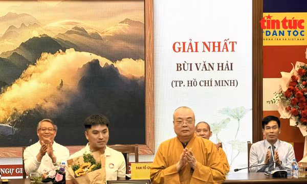 Trao giải, khai mạc Triển lãm ảnh ‘Phật giáo trong đời sống’ lần thứ III