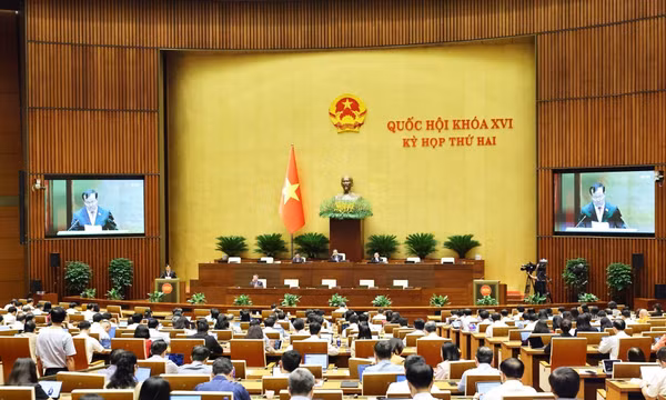 Ngày 19/10, Quốc hội tiếp tục thảo luận về các dự án luật