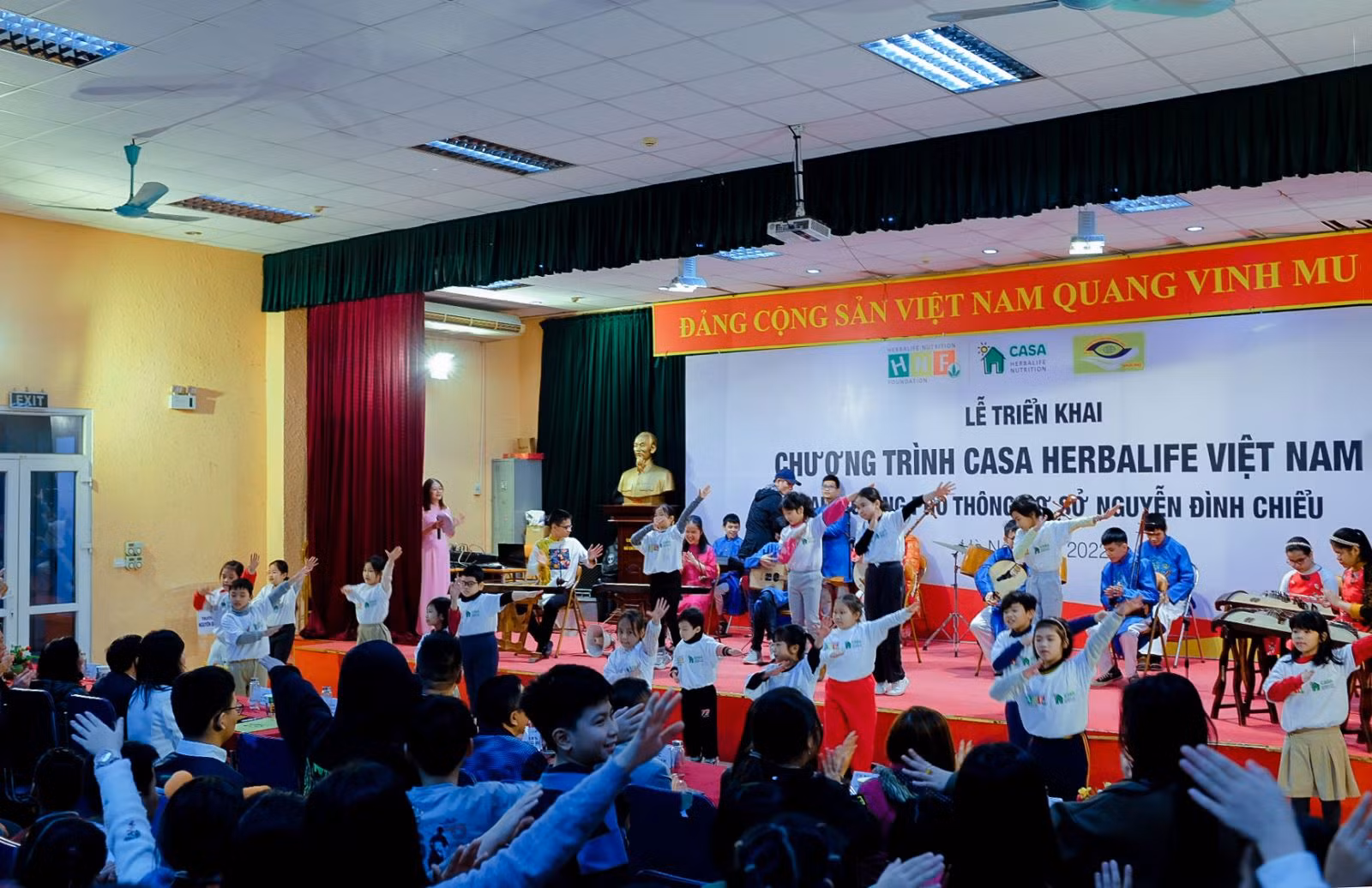 Chú thích ảnh