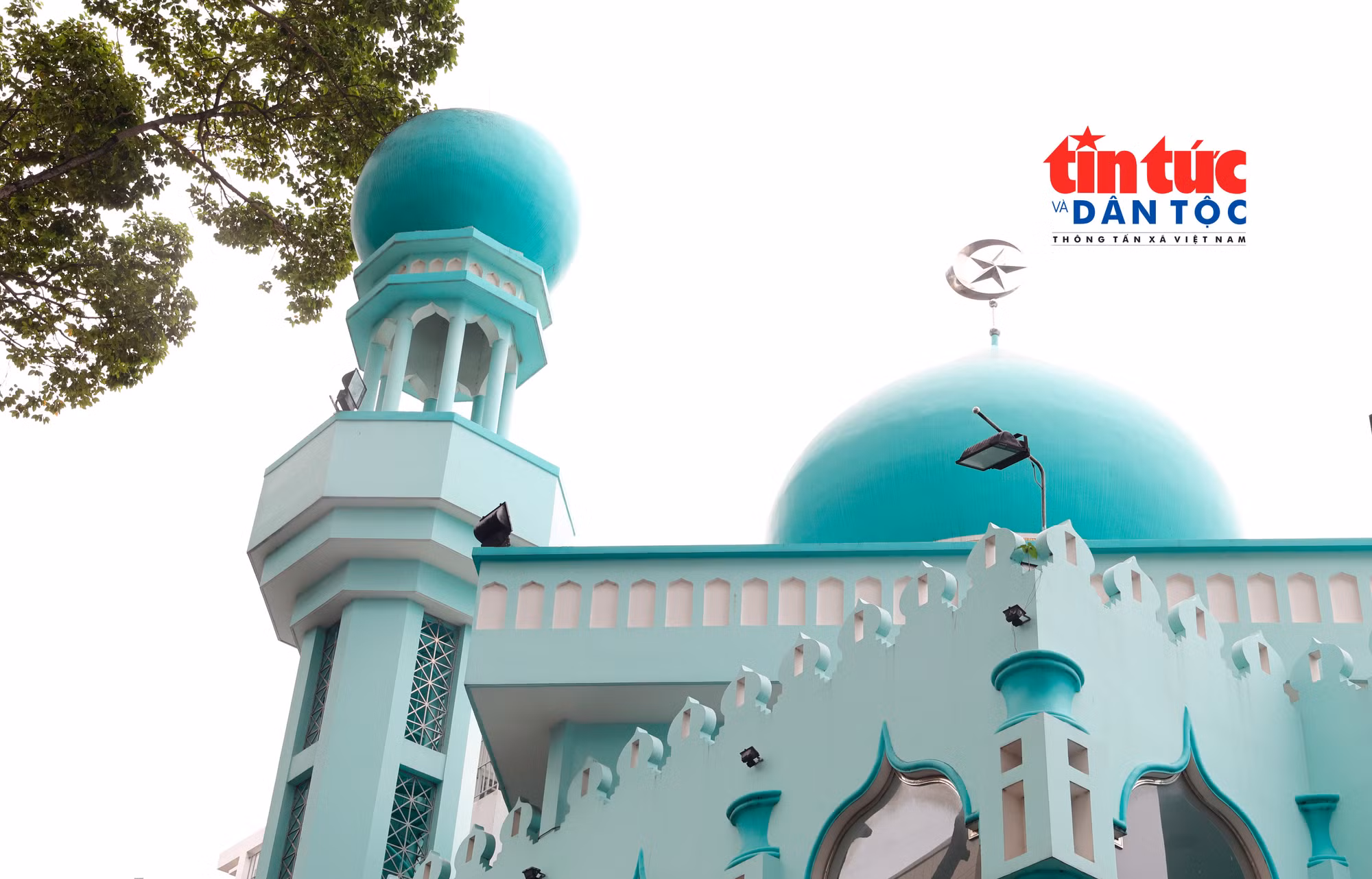 'Giữ hồn' văn hóa Chăm Islam qua Thánh đường