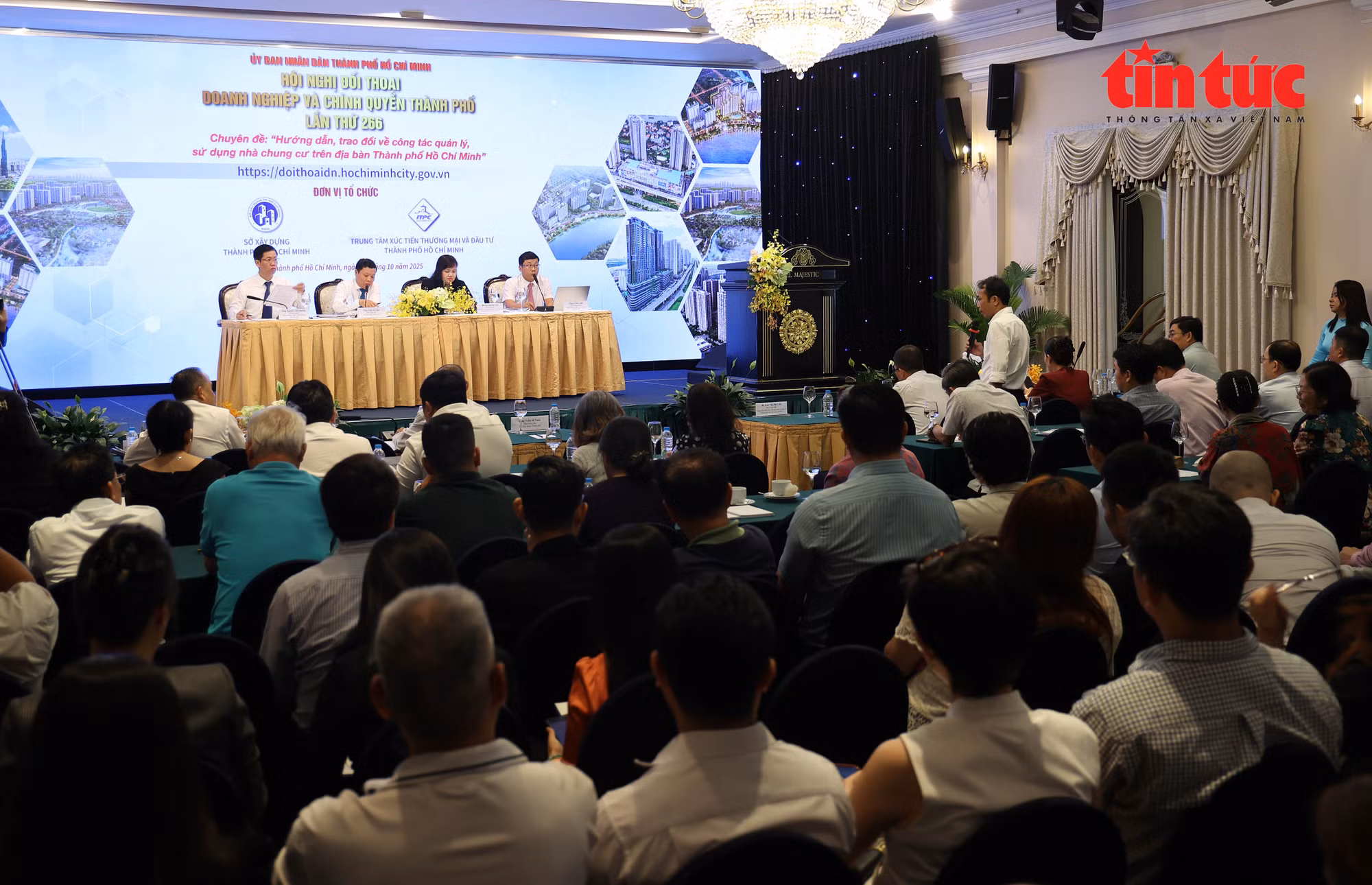 TP Hồ Chí Minh lắng nghe doanh nghiệp gỡ khó trong quản lý, sử dụng nhà chung cư