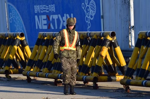 Dư luận Hàn Quốc phản ứng về việc ngừng hoạt động khu công nghiệp Kaesong ảnh 1