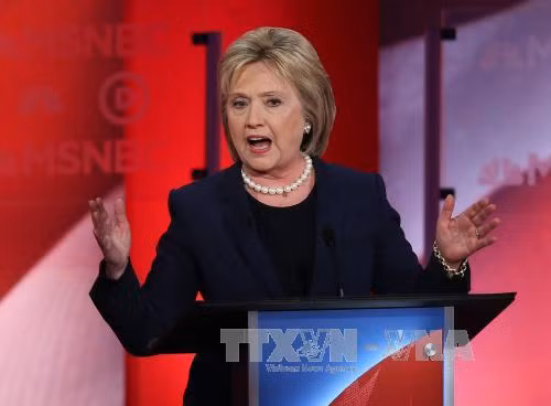 FBI điều tra thư điện tử của bà Hillary ảnh 1