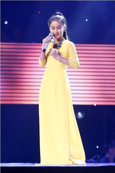 The Voice Kids 2017: Thu Hà ghi dấu ấn với 'Huyền thoại mẹ' ảnh 2