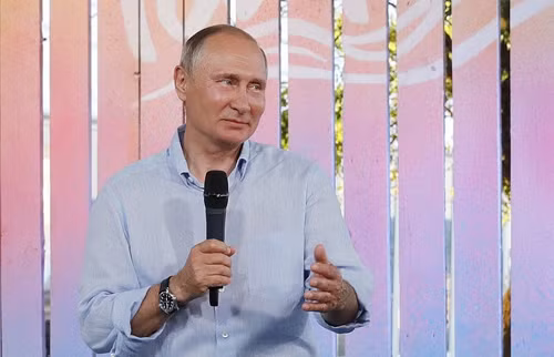 Tổng thống Putin tiết lộ về phong cách ăn mặc đặc biệt của mình ảnh 1