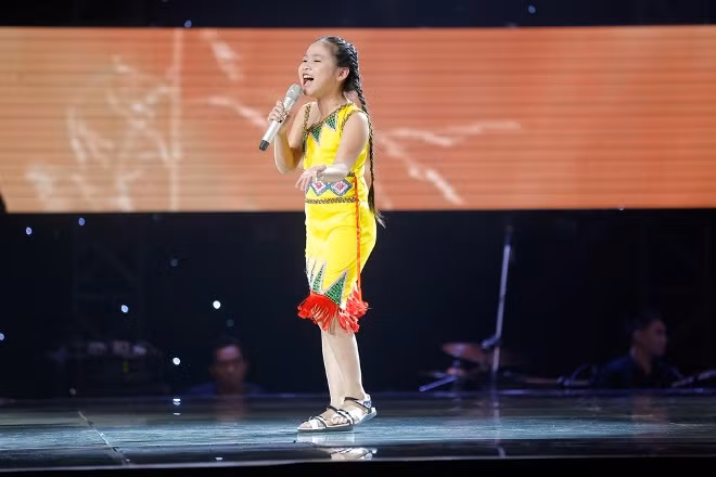 Trực tiếp tập 2 The Voice Kids - Giọng hát Việt nhí 2017 ảnh 14