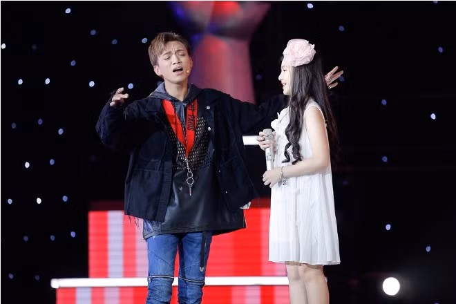 The Voice Kids 2017: Soobin không ngại dùng lợi thế 'hoàng tử' để giành được 'công chúa' Gia Hân ảnh 3