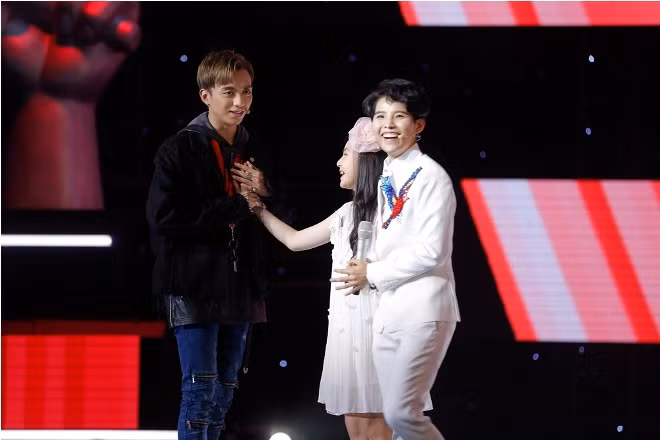 The Voice Kids 2017: Soobin không ngại dùng lợi thế 'hoàng tử' để giành được 'công chúa' Gia Hân ảnh 9