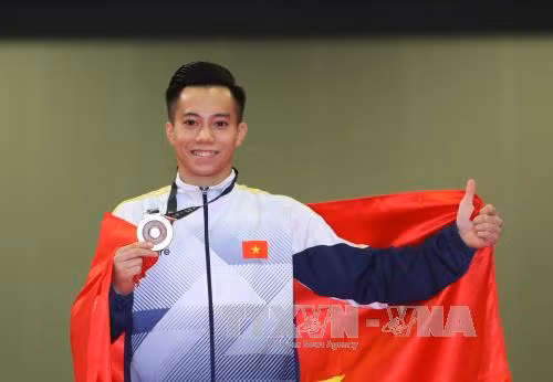 SEA Games 29: Cú đúp huy chương vàng của Lê Thanh Tùng ảnh 1