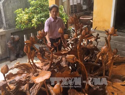 'Thổi hồn' cho các sản phẩm gỗ mỹ nghệ ảnh 2