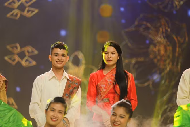 20h tối nay: 'Giai điệu tự hào tháng 8: Gặp nhau trên đỉnh Trường Sơn' ảnh 7