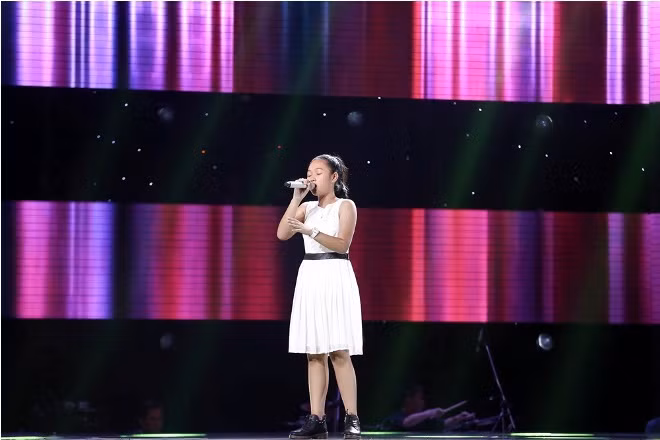 Trực tiếp tập 3 The Voice Kids- Giọng hát Việt nhí 2017: Vũ Cát Tường thắng lớn, Soobin Hoàng Sơn 'ế' thê thảm ảnh 8