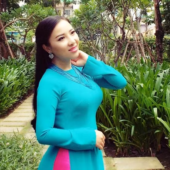 Phát ngôn 'phỉ báng' Bolero của Tùng Dương: 'Nước sông không phạm nước giếng' ảnh 2