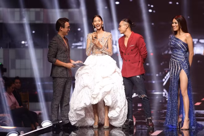 Lan Khuê, Minh Tú, Hoàng Thùy tỏa sáng đêm chung kết ảnh 3