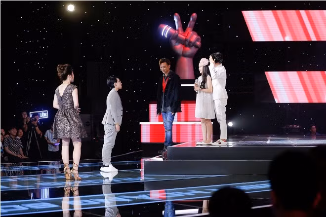 The Voice Kids 2017: Soobin không ngại dùng lợi thế 'hoàng tử' để giành được 'công chúa' Gia Hân ảnh 10